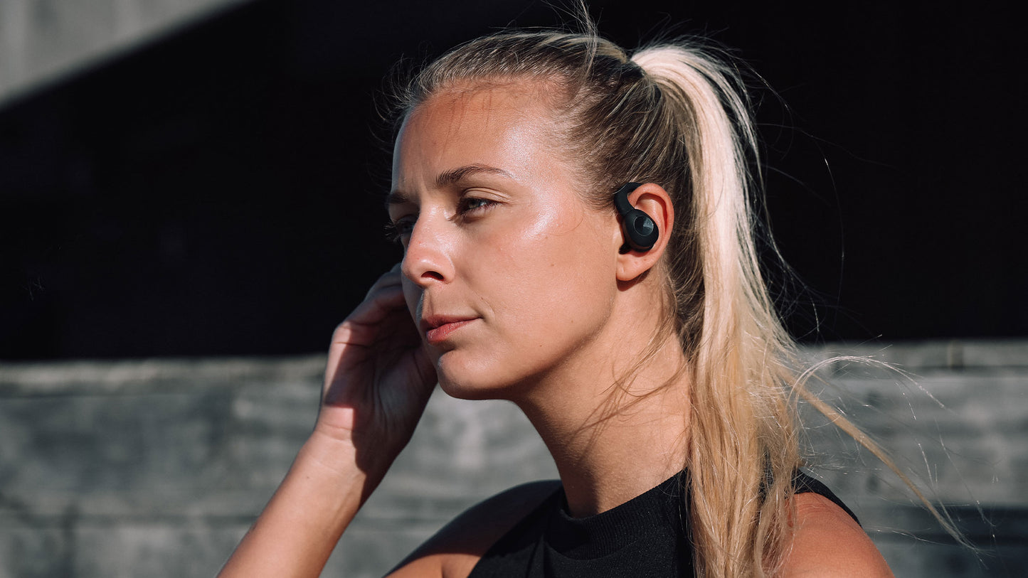 SACKit Active 200 bluetooth in-ear headphones with wireless charging